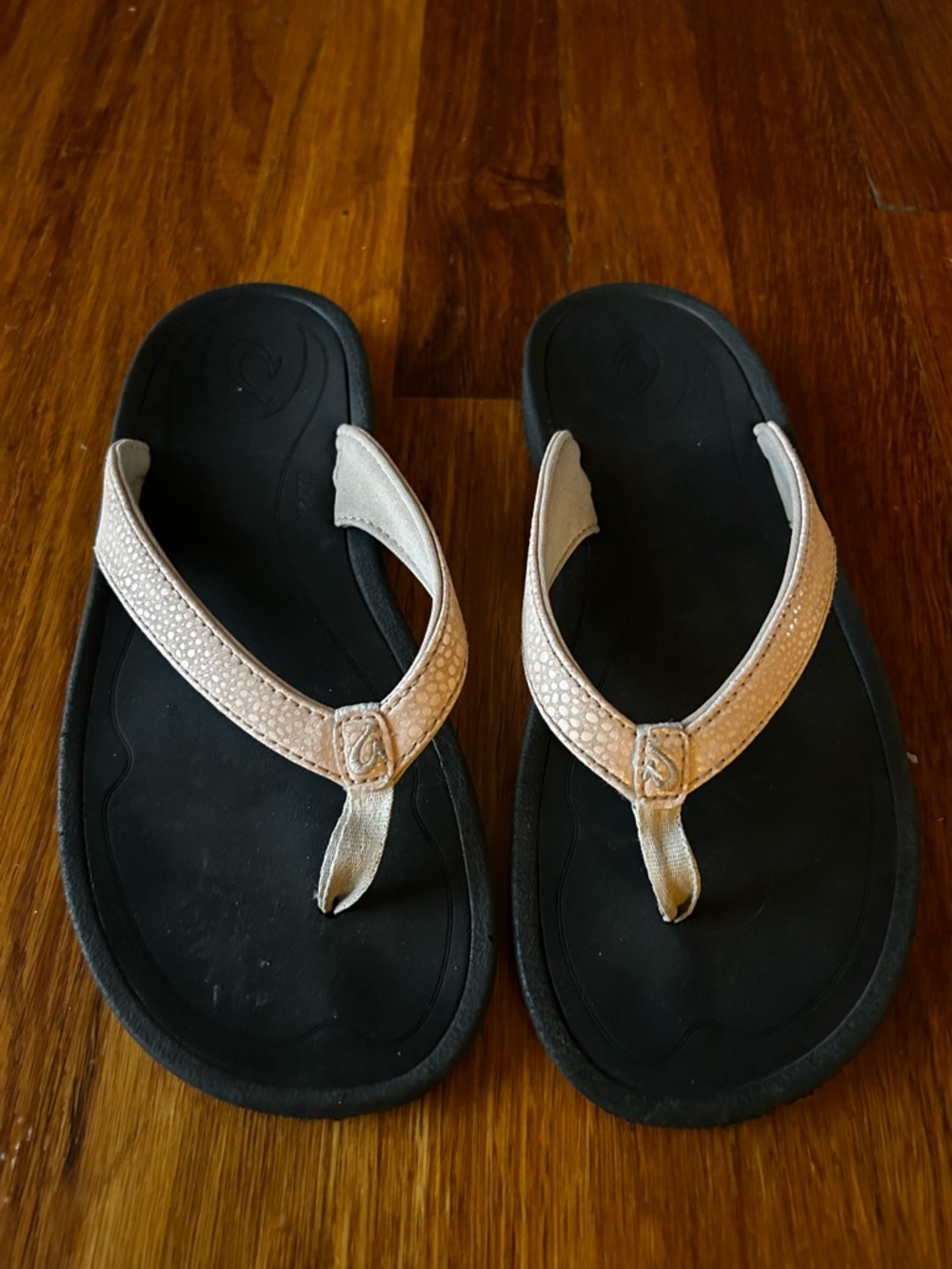 OluKai Flip Flop Sandals - Comfort Footbed